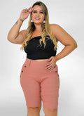 Bermuda Feminina alfaiataria plus size com botões no bolso