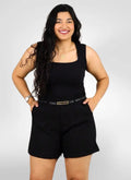 Short Feminino alfaiataria plus size em linho com cinto