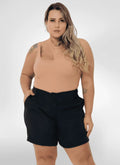 Short Feminino alfaiataria plus size com botões