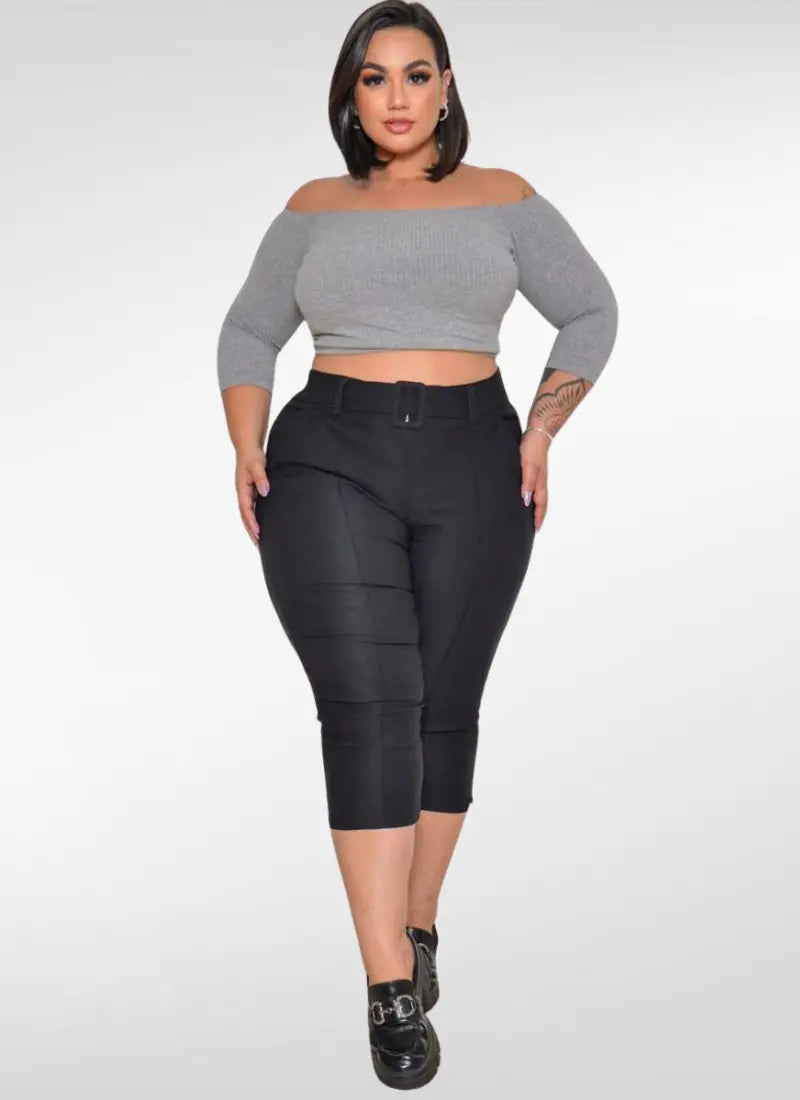 Calça Feminina alfaiataria plus size capri