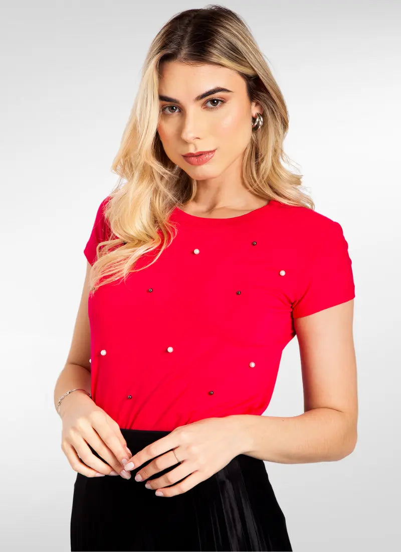 Camiseta Feminina Com Pérolas