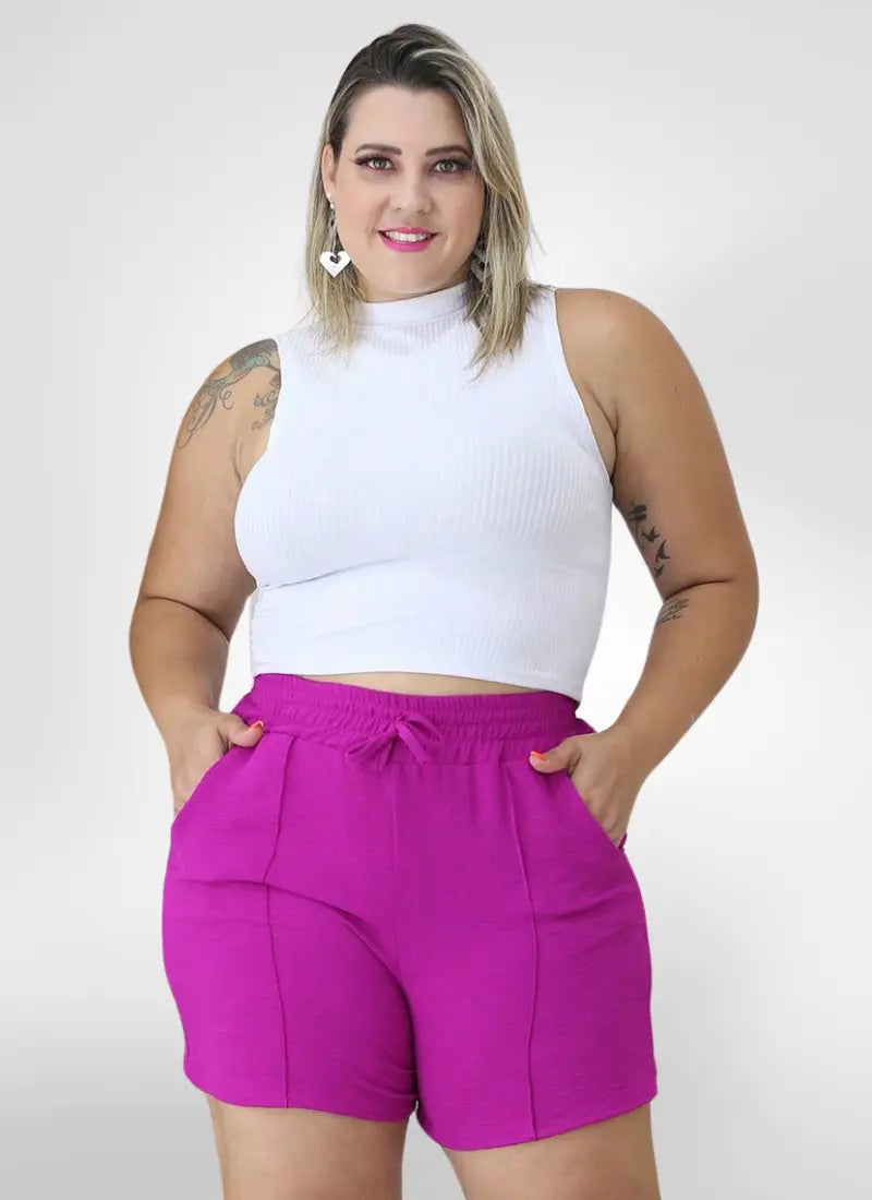 Short Feminino alfaiataria plus size tecido duna