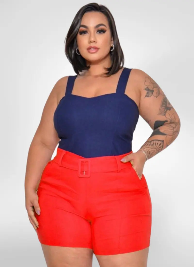 Short Feminino alfaiataria plus size com cinto em viscose